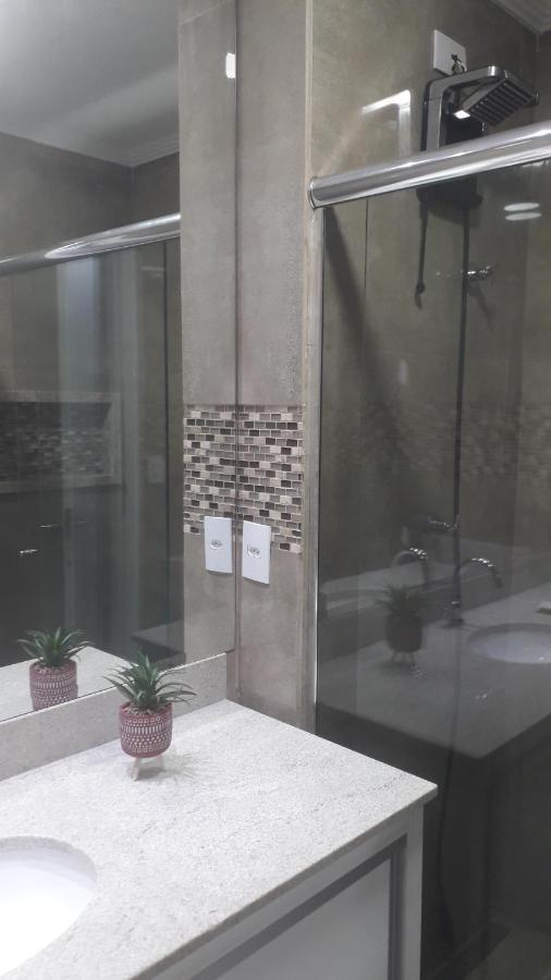 Maravilhoso Apto Vista Mar Jacuzzi Wi Fi Pe Areia Santos  Exterior photo