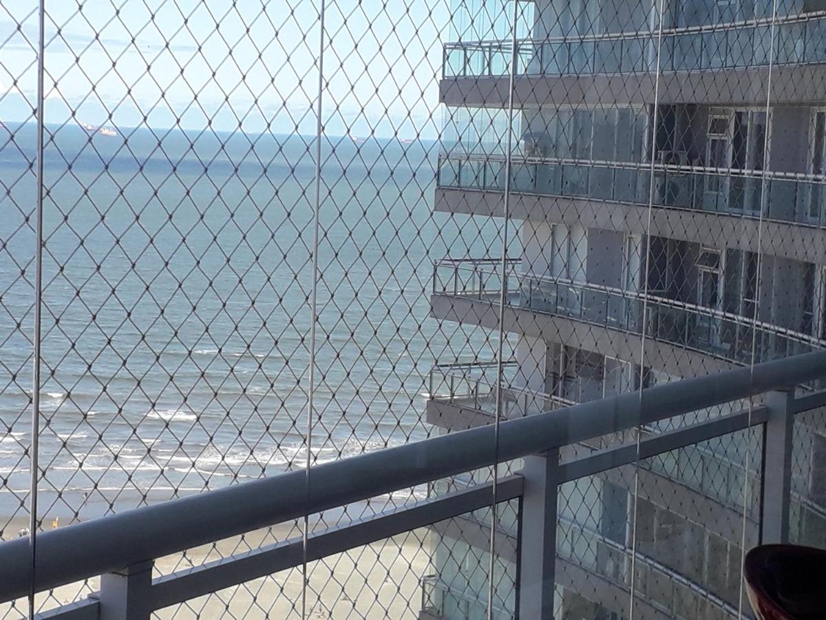 Maravilhoso Apto Vista Mar Jacuzzi Wi Fi Pe Areia Santos  Exterior photo